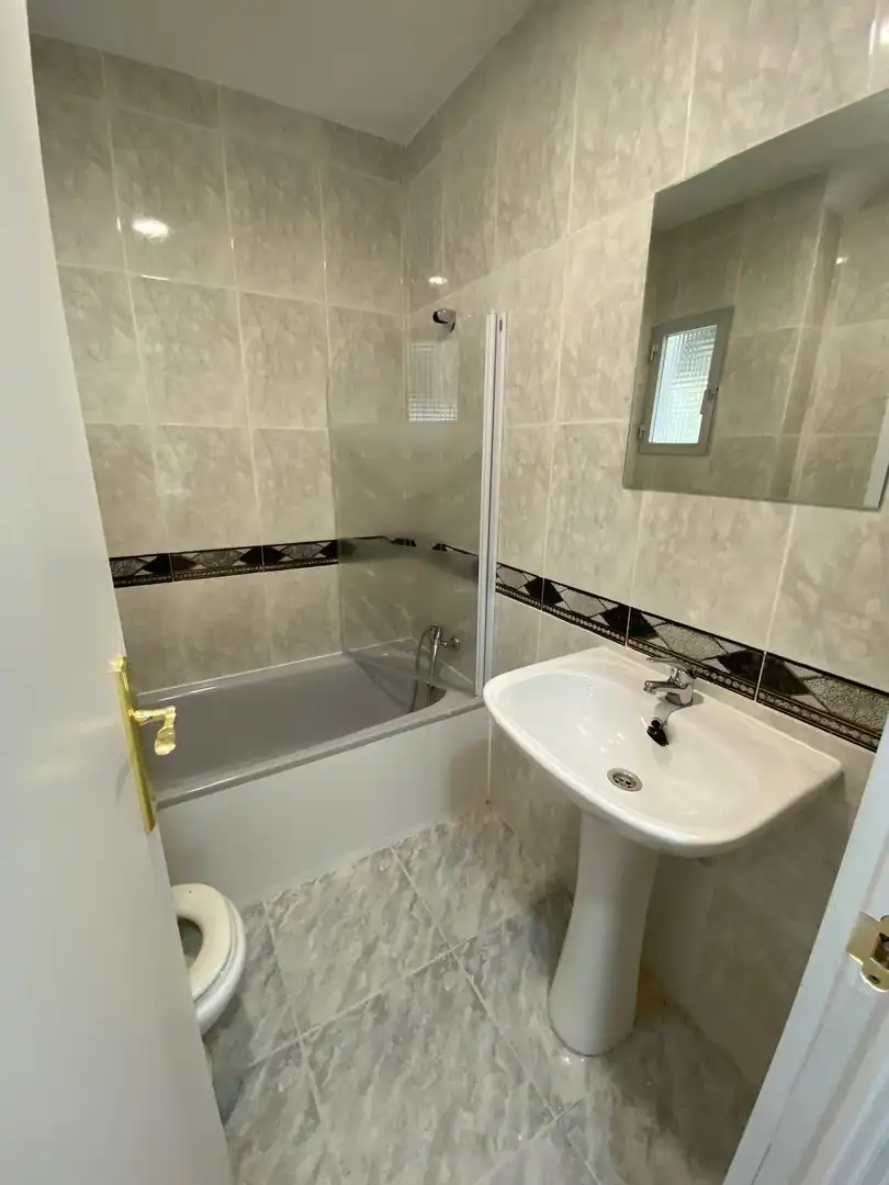 Habitación en Calle Orio, 5, Los Ángeles