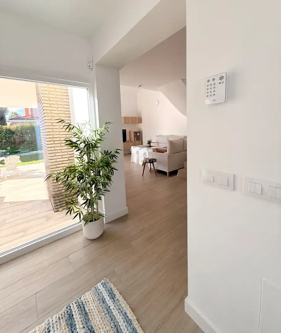 Sala d'estar de Casa o xalet en venda en Espartinas amb Aire condicionat, Calefacció i Jardí privat