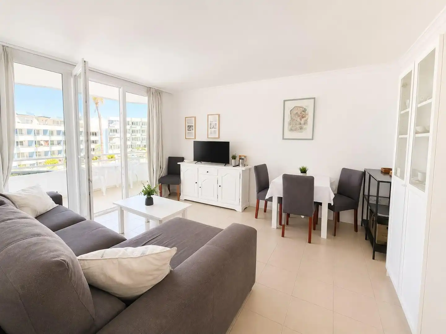 Sala d'estar de Estudi en venda en San Miguel de Abona amb Aire condicionat, Terrassa i Moblat