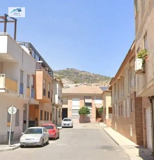 Außenansicht von Wohnung zum Verkauf in Lorca mit Privatgarten, Terrasse und Balkon
