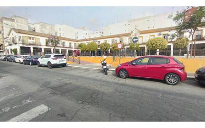Vista exterior de Casa adosada en venda en  Huelva Capital amb Aire condicionat i Terrassa