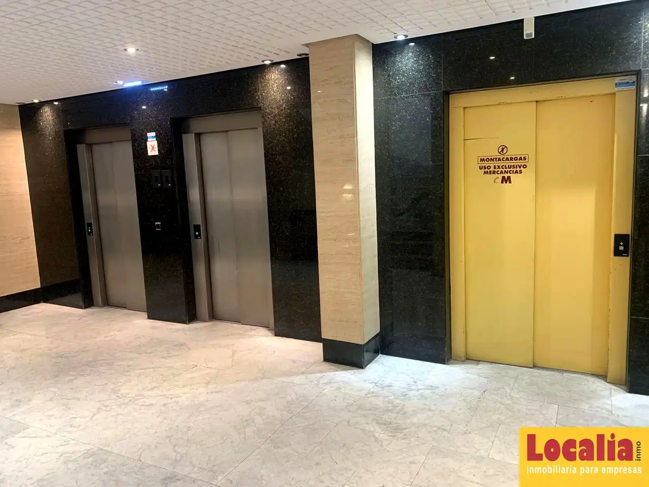 Office for rent in Valladolid  with Air Conditioner