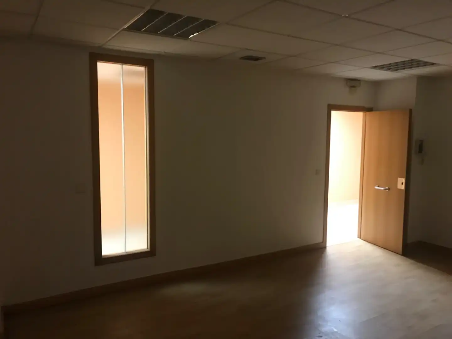 Oficina de alquiler en Centro Urbano