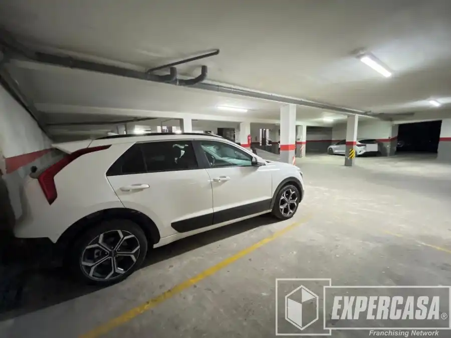 Parking de Piso en venta en Valencia con Aire acondicionado y Trastero