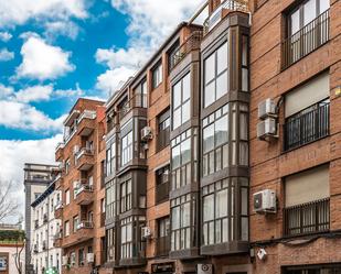 Exterior view of Duplex for sale in  Madrid Capital  with Air Conditioner, Heating and Terrace