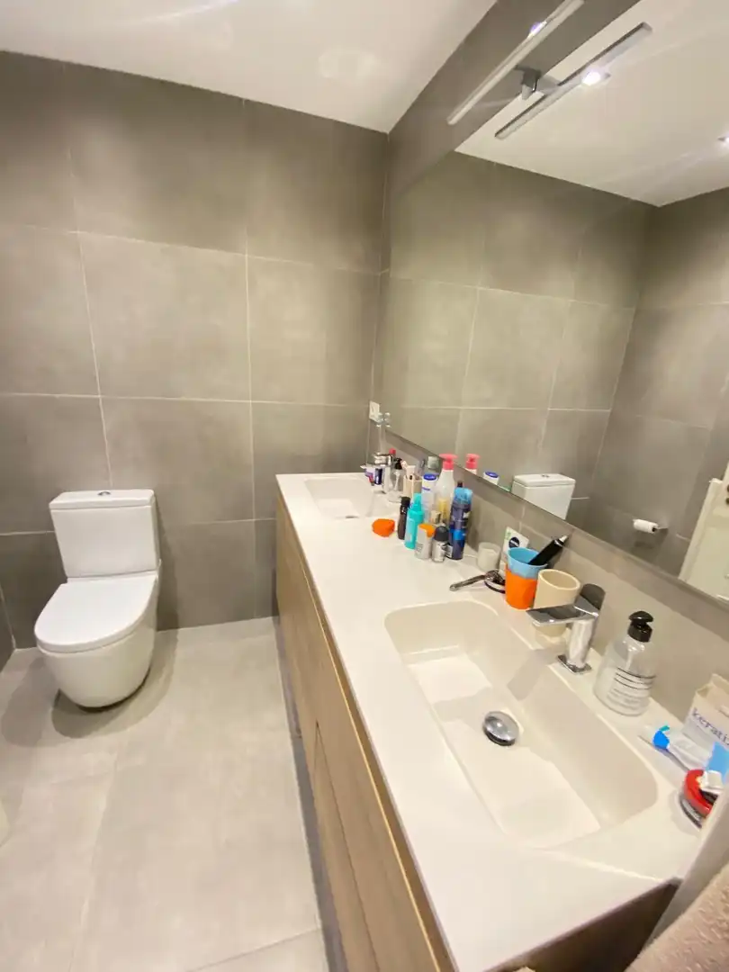 Badezimmer von Maisonette zum Verkauf in Donostia - San Sebastián  mit Heizung, Privatgarten und Terrasse