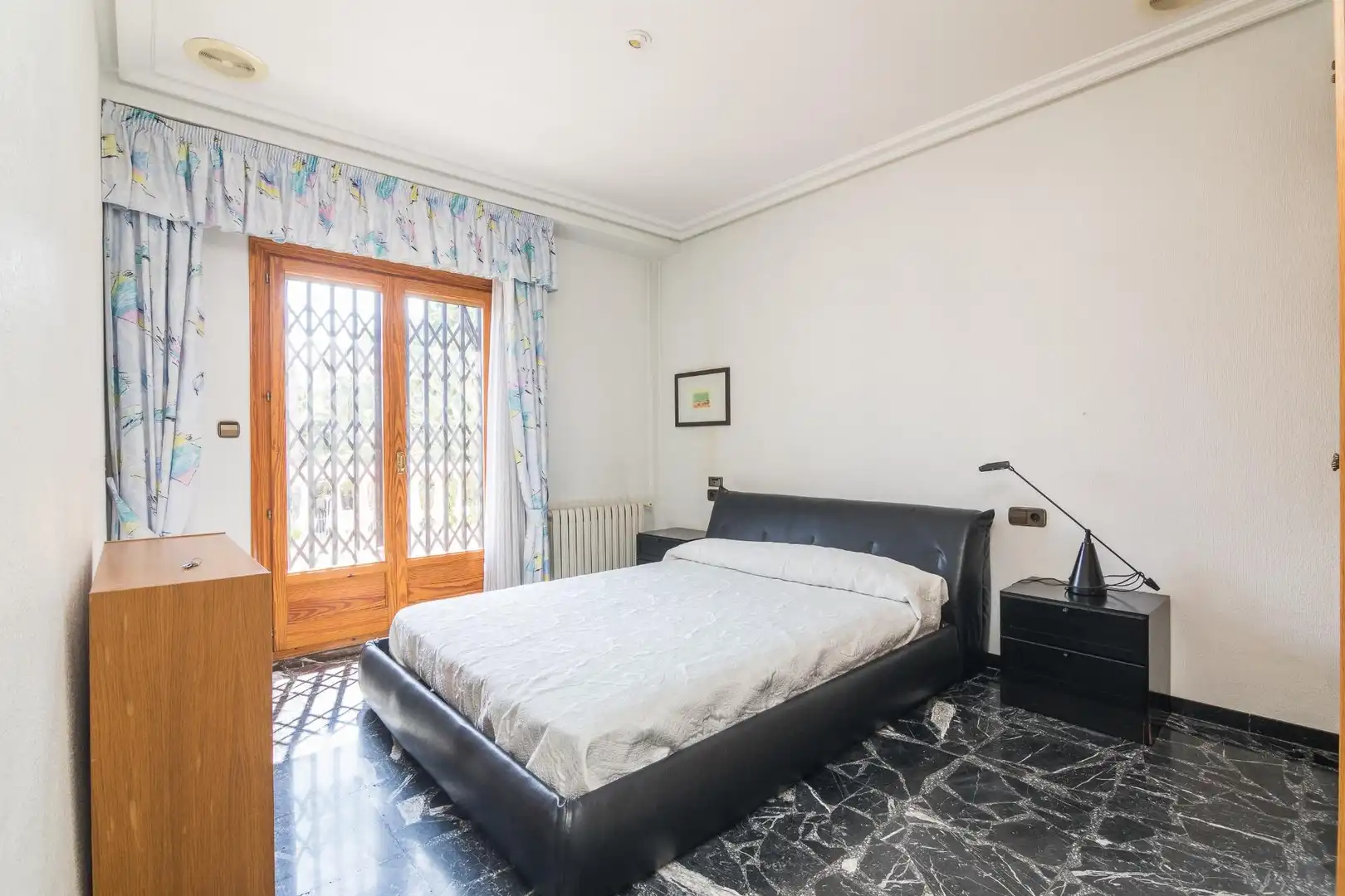 Dormitori de Casa o xalet en venda en Elche / Elx amb Jardí privat, Terrassa i Piscina