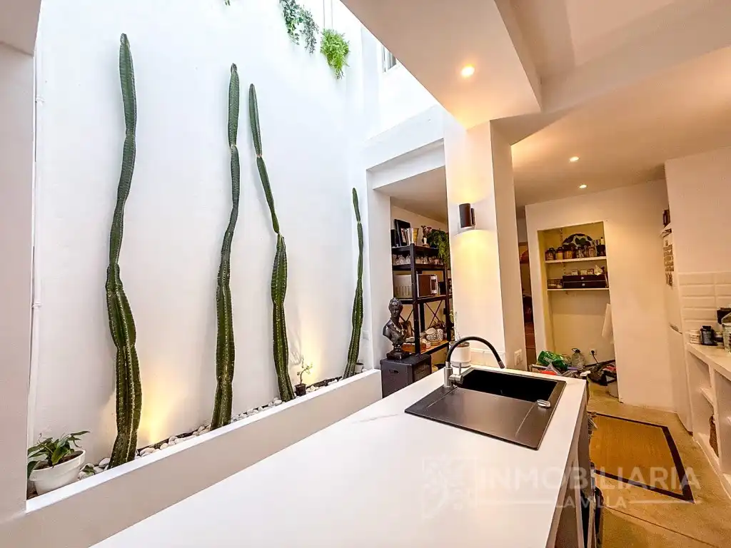 House for sale in Calle Gallardo