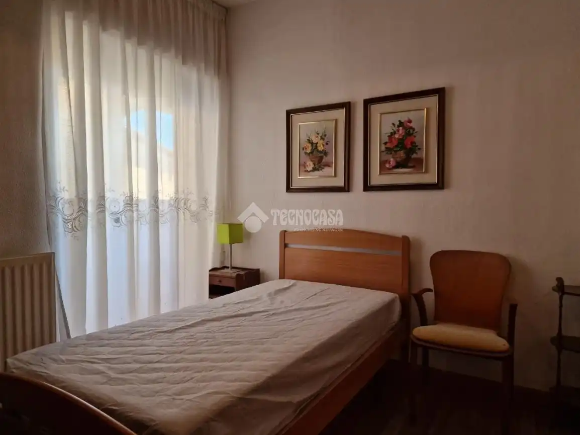 Schlafzimmer von Wohnung zum Verkauf in Huesca mit Heizung und Balkon