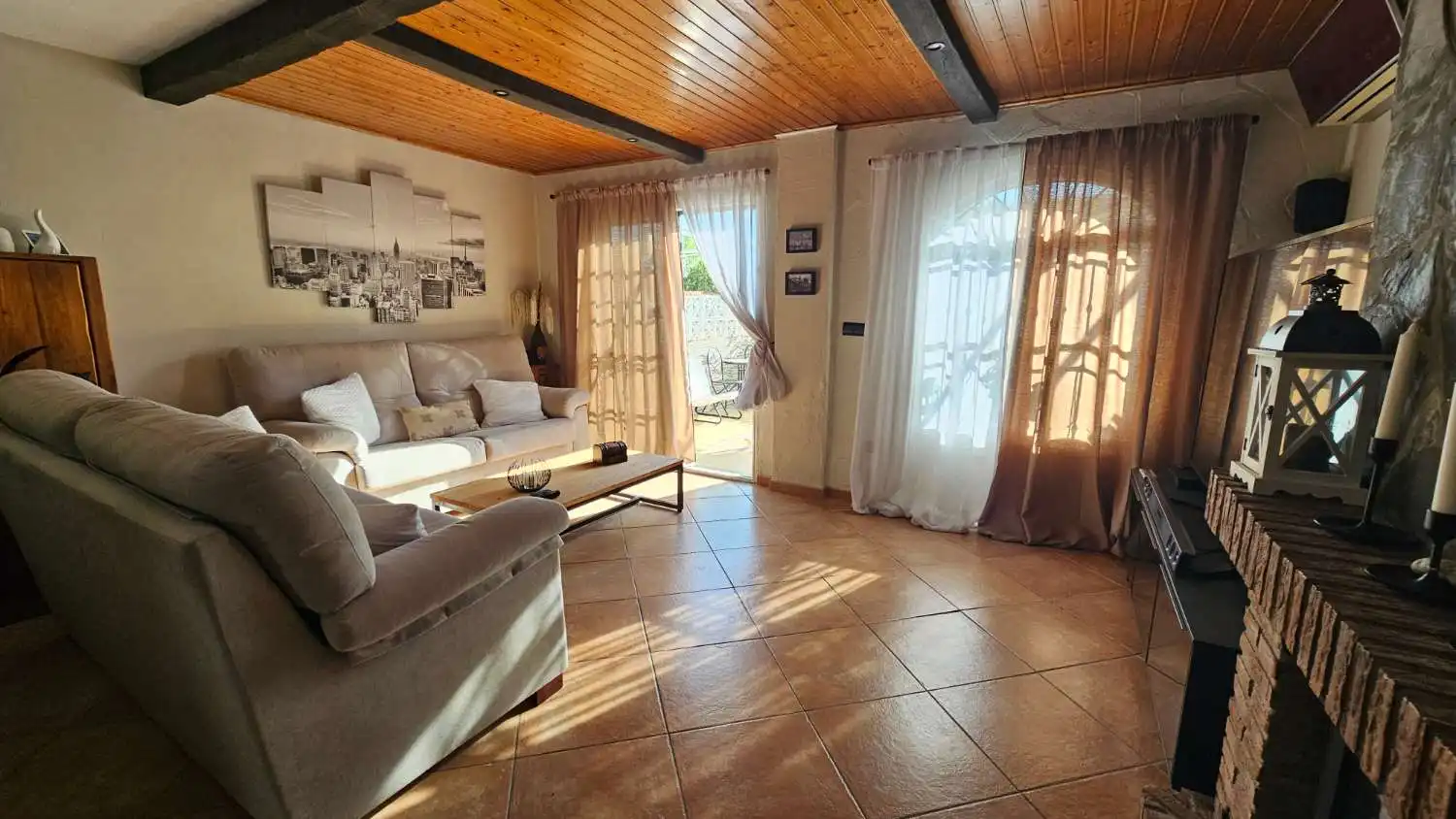 Sala d'estar de Casa o xalet en venda en Alhaurín de la Torre amb Aire condicionat, Calefacció i Terrassa
