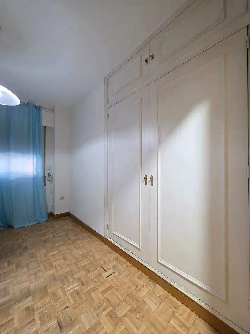 Flat for rent in Calle de Aguilón, Chopera