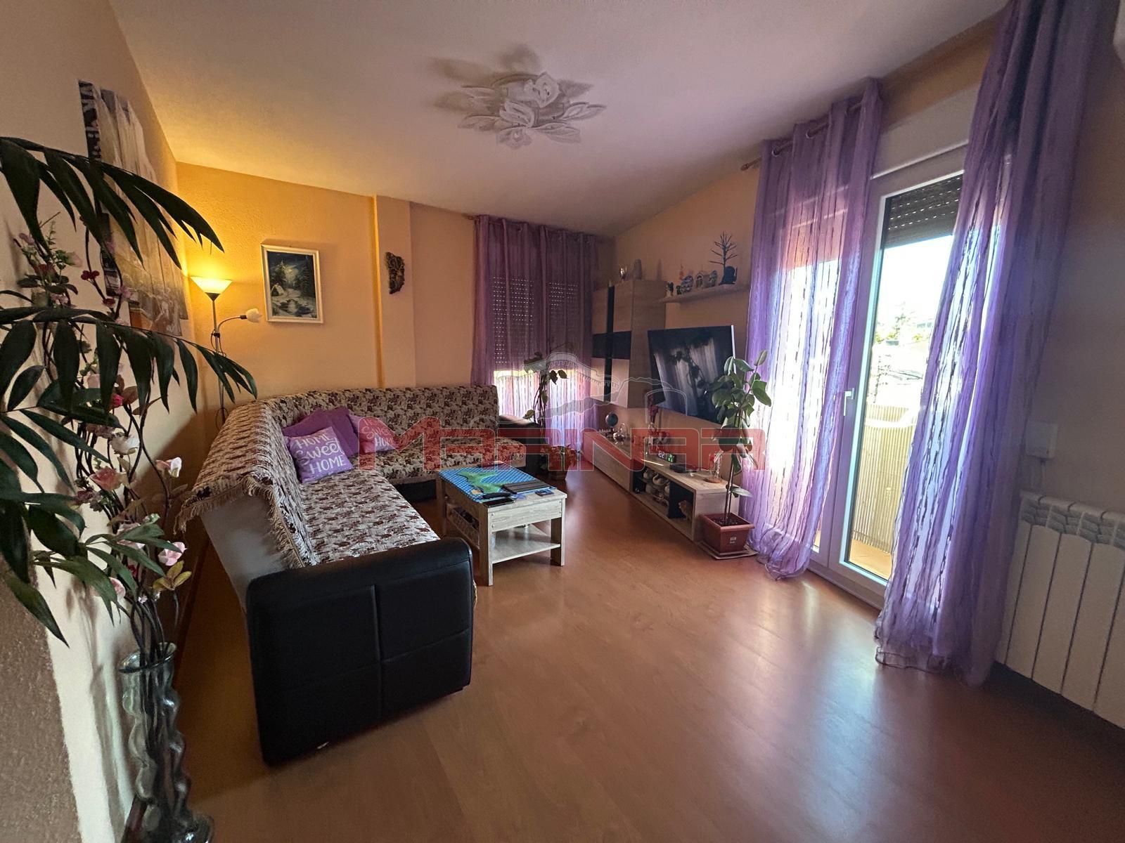 Sala d'estar de Pis en venda en Valdemoro amb Calefacció i Terrassa