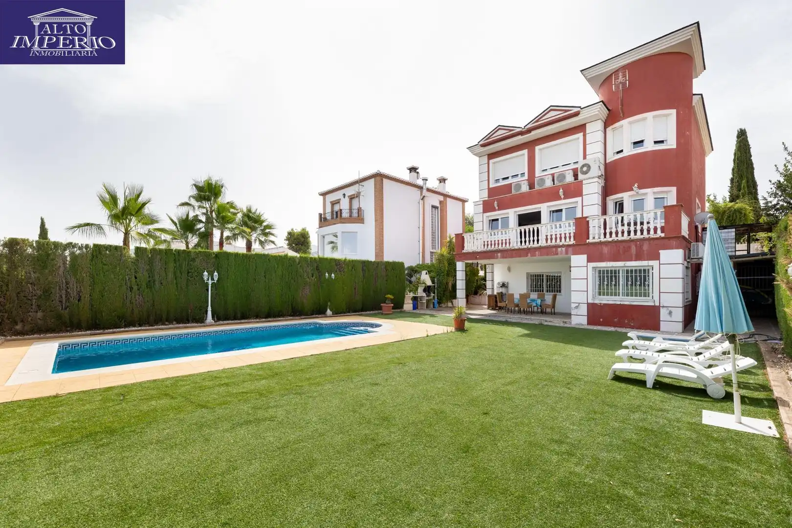 Villa avec piscine à vendre à Barrio de la Vega