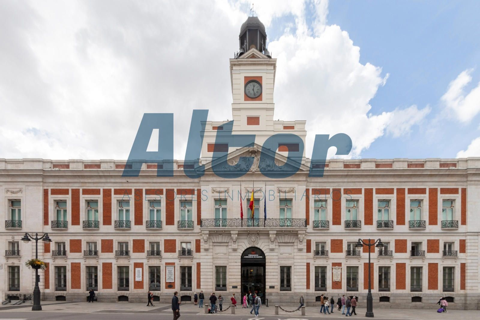 Vista exterior de Pis en venda en  Madrid Capital amb Terrassa