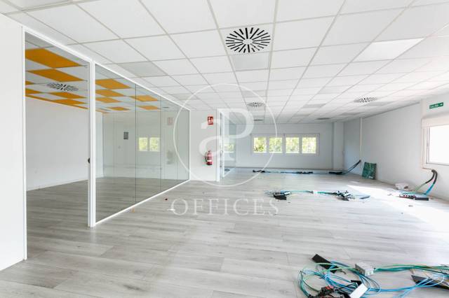 Oficina en Alquiler en Camí de Can Calders en Roquetes - Can Magí