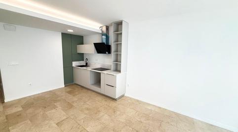 Foto 2 de Apartament en venda a Carolinas Altas, Alicante