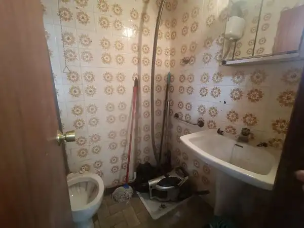 Badezimmer von Geschaftsraum zum Verkauf in Valencia mit Klimaanlage und Heizung