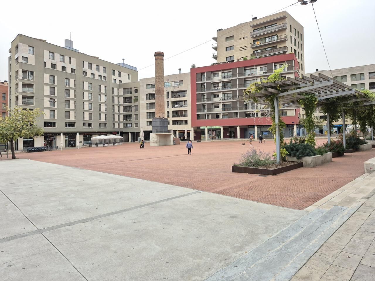 Exterior view of Premises for sale in Terrassa  with Air Conditioner