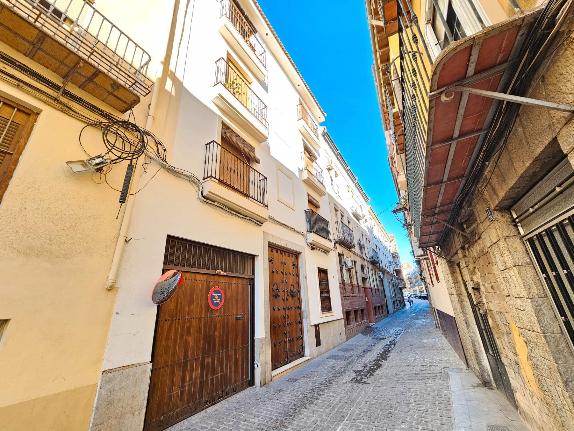 Exterior view of Flat for sale in  Jaén Capital  with Air Conditioner, Heating and Balcony