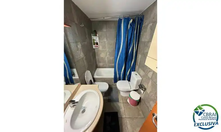 Ground floor for sale in Muga - Gran Reserva - Badia