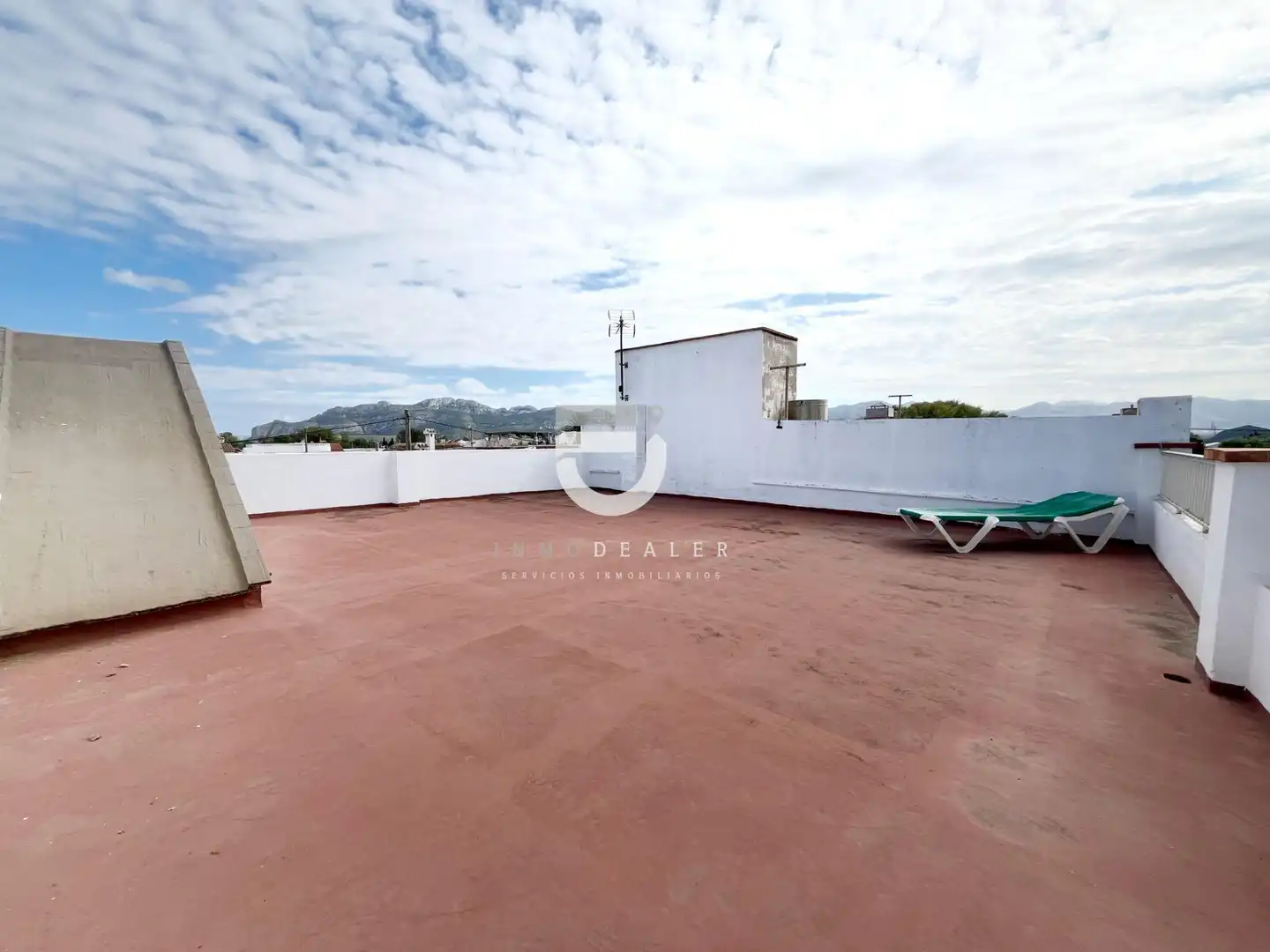 Terrasse von Haus oder Chalet zum Verkauf in Oliva mit Klimaanlage, Heizung und Terrasse