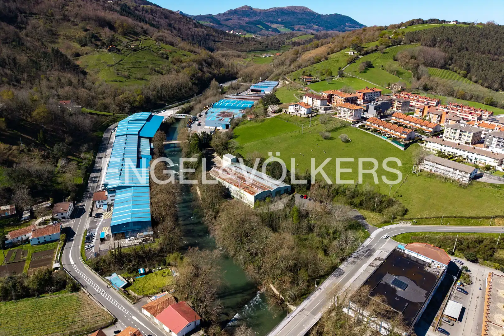 Vista exterior de Residencial en venta en Aizarnazabal