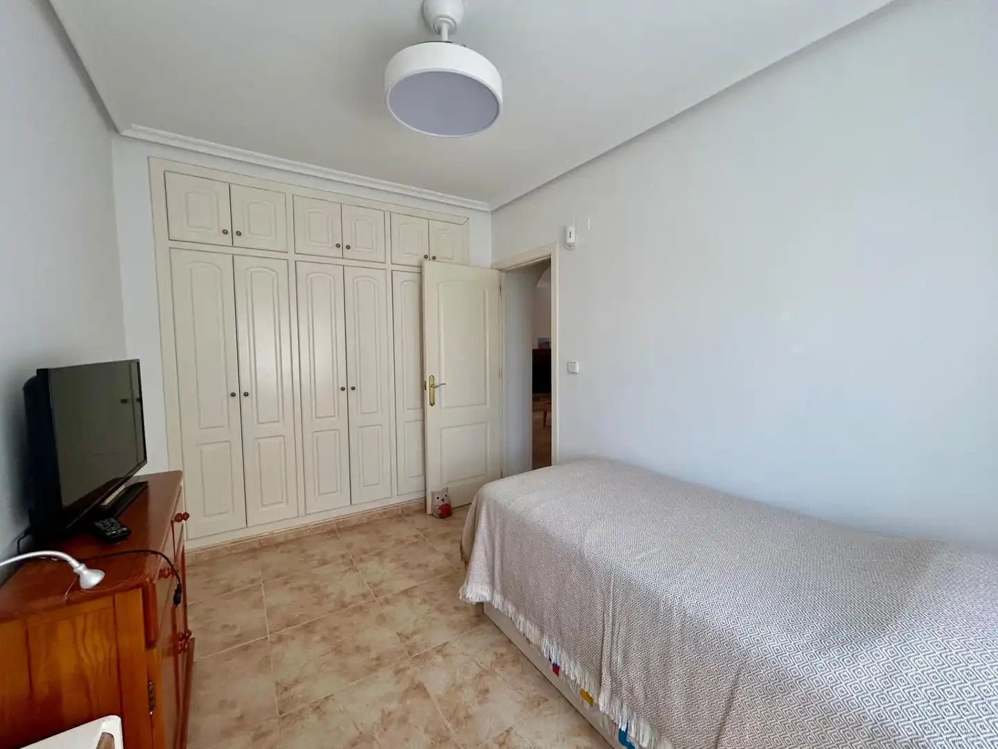 Dormitori de Casa o xalet en venda en Torrevieja amb Aire condicionat, Calefacció i Jardí privat