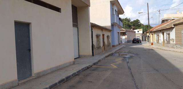 Local comercial en Alquiler en ISAAC PERAL en Los Belones