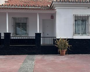 Exterior view of House or chalet for sale in Málaga Capital  with Air Conditioner, Terrace and Furnished