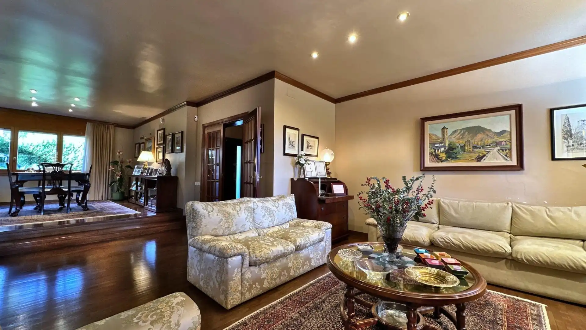Living room of Houses for sale in Sant Cugat del Vallès  with Heating, Private garden and Parquet flooring