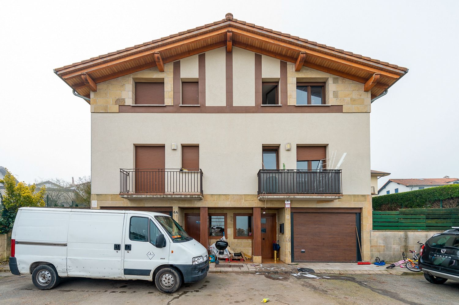 Exterior view of Single-family semi-detached for sale in Urdiain