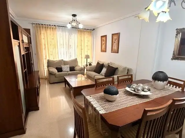 Sala d'estar de Apartament en venda en Villajoyosa / La Vila Joiosa amb Aire condicionat, Terrassa i Moblat