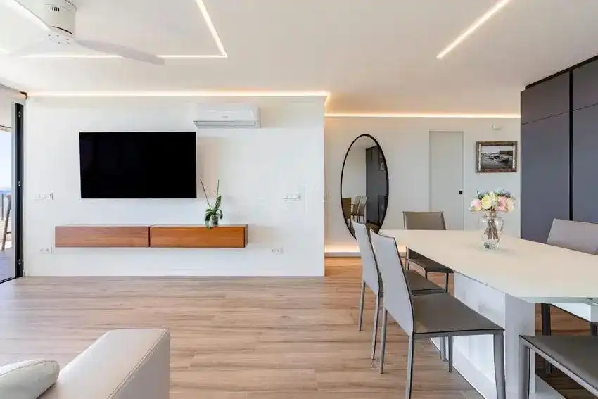 Sala de estar de Piso en venta en Marbella con Aire acondicionado, Calefacción y Jardín privado