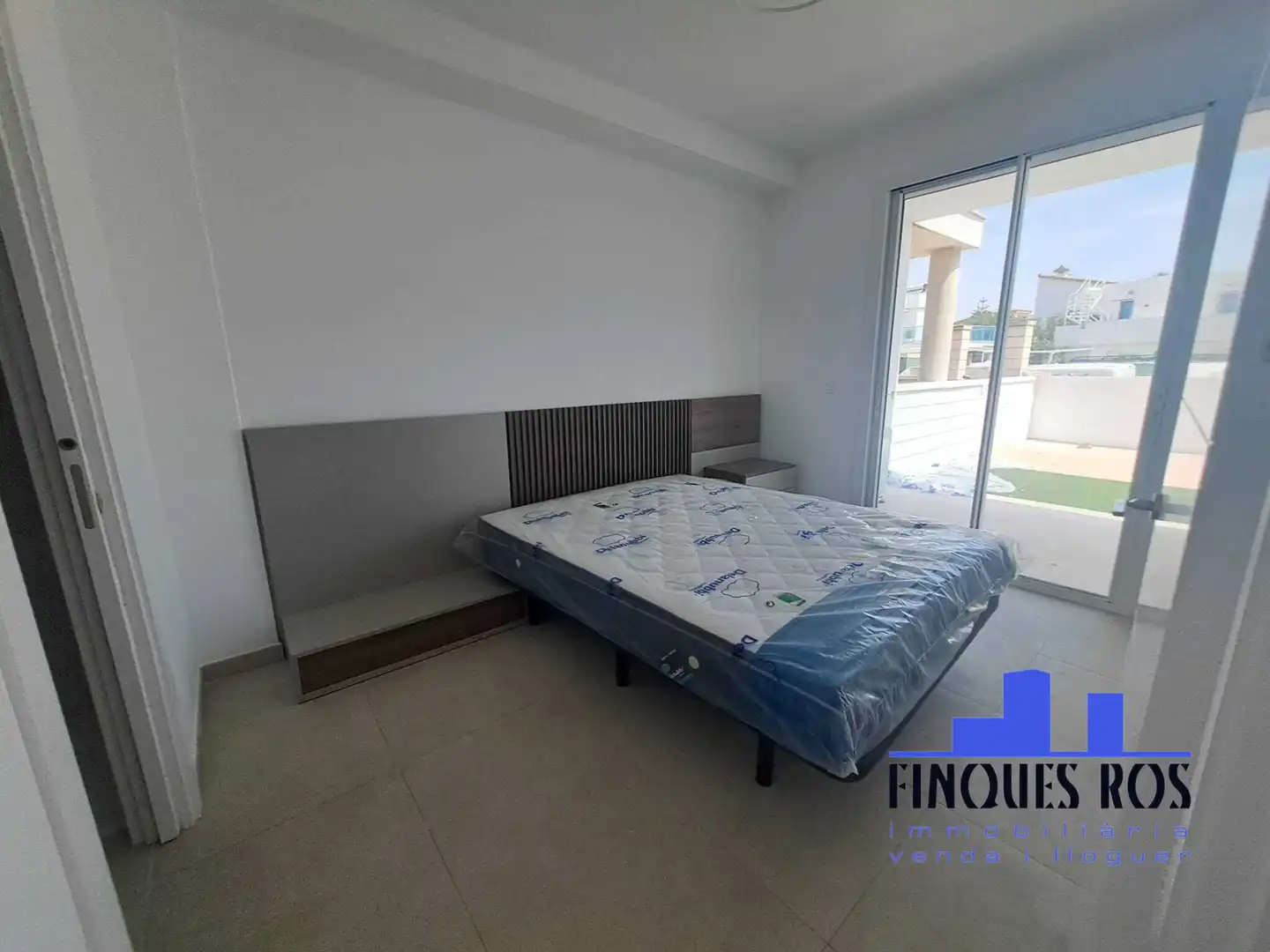 Bedroom of Apartments for sale in Vinaròs  with Air Conditioner, Terrace and Oven