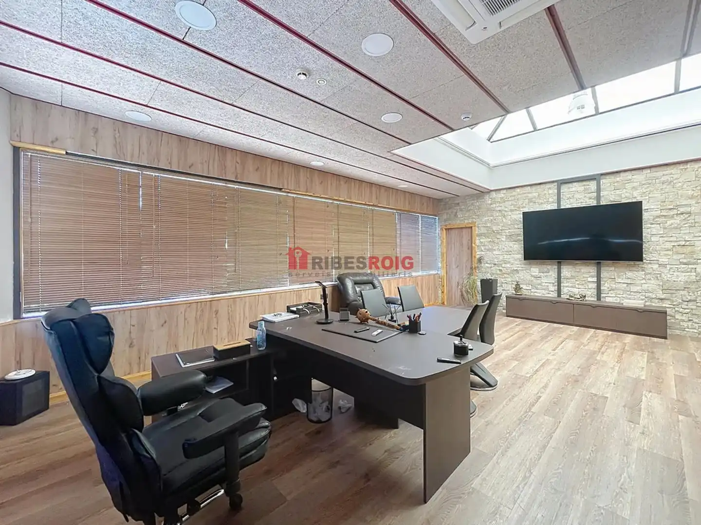 Oficina de alquiler en Sant Pere de Ribes con Aire acondicionado, Calefacción y Internet