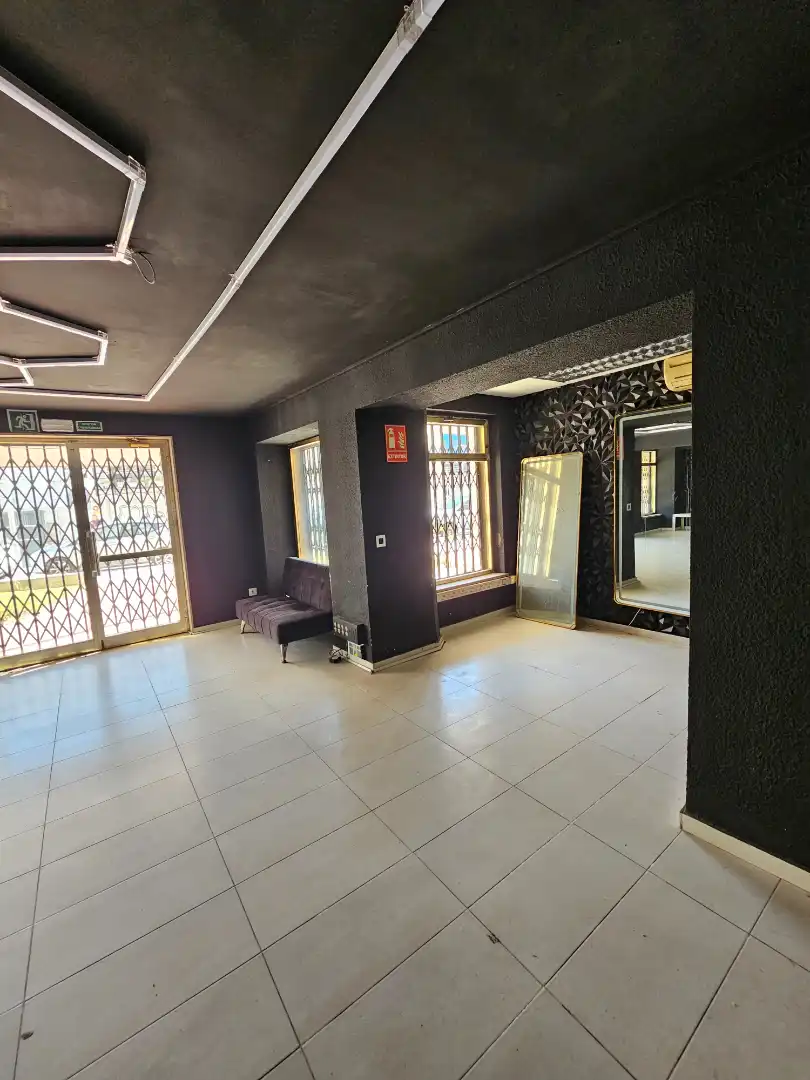 Local comercial en venta en Carrer de Girona 5, imagen 6