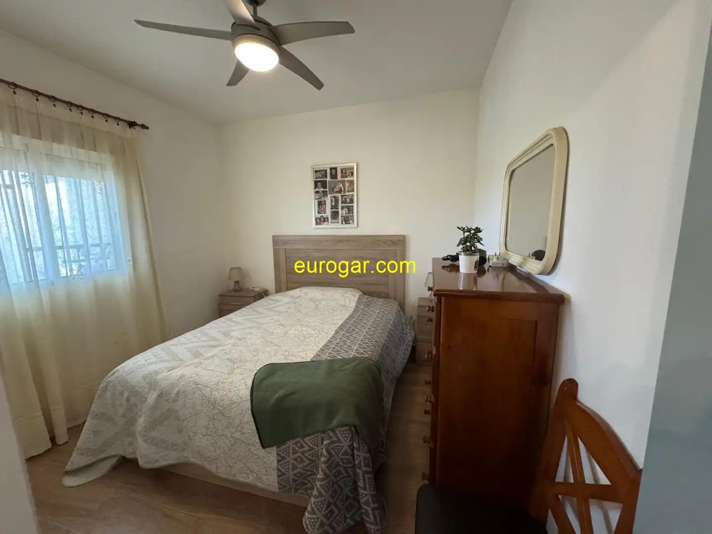 Habitación de Casa o chalet en venta en Chiva con Jardín privado, Terraza y Trastero