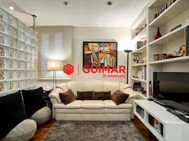 Appartamento con balcone in vendita a Barcelona - Carrer del Comte dUrgell