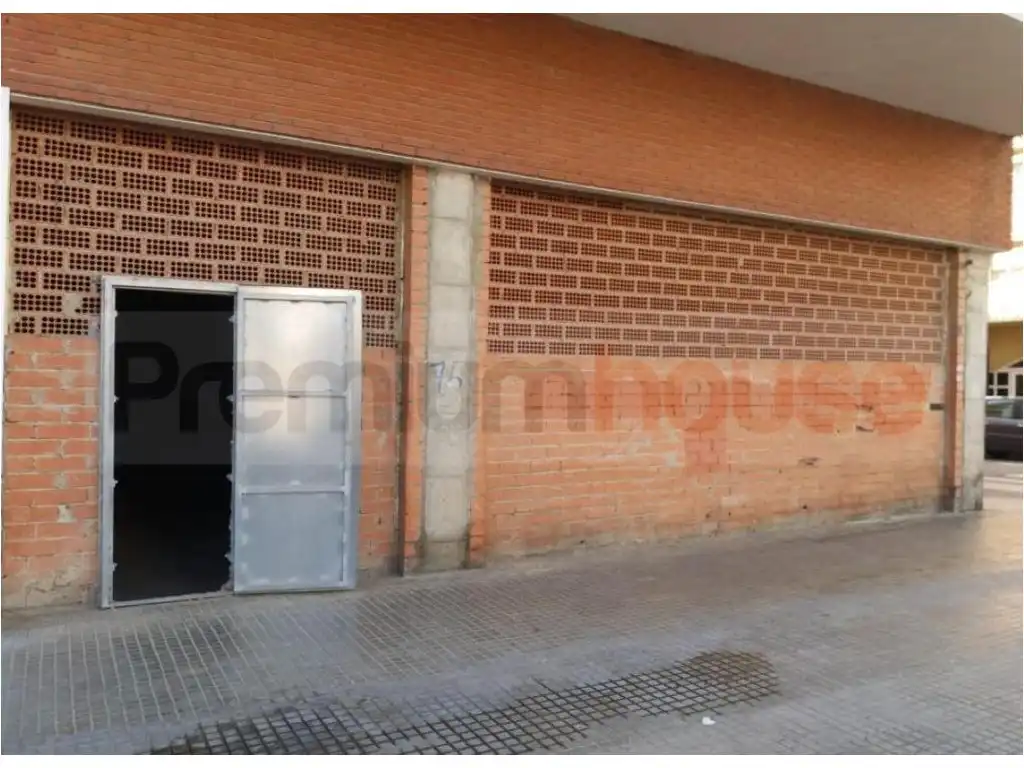 Local comercial en venta en Calle de l'Escultor Modest Gené, imagen 2