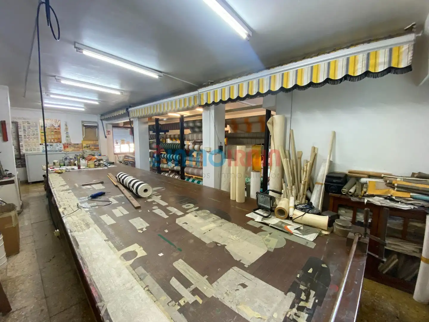 Industrial buildings for rent in Olaberria