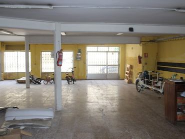 Local comercial de lloguer a Tomelloso