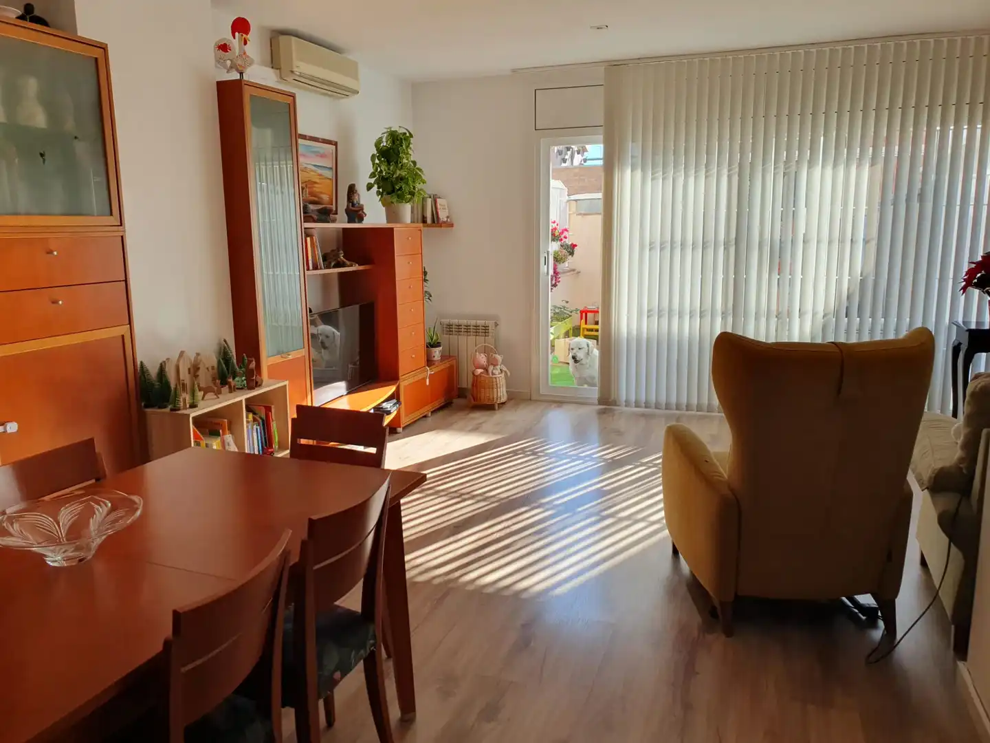 Houses for sale in Carrer de Pujós, 60, Collblanc