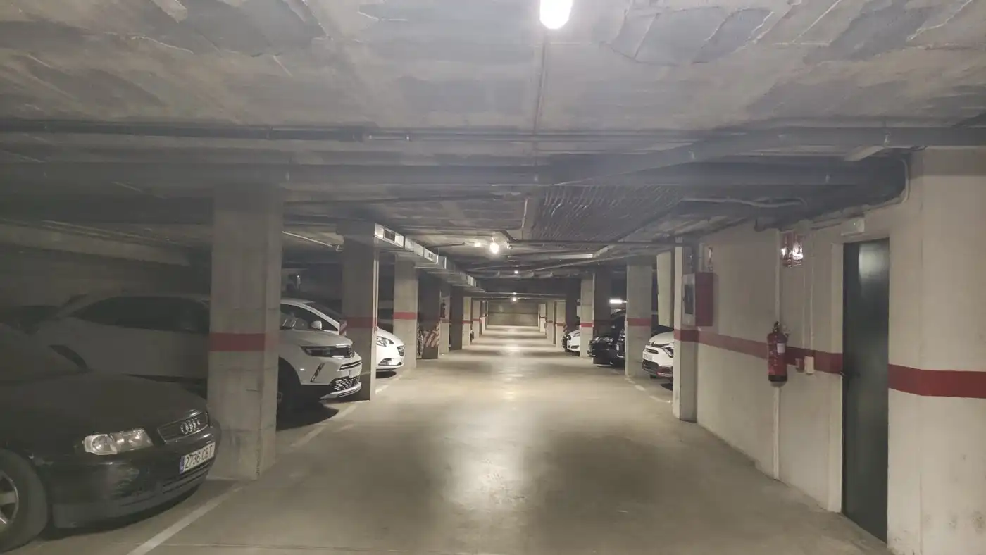 Einzelparkplatz zum Verkauf in Santa Coloma de Farners, imagen 2