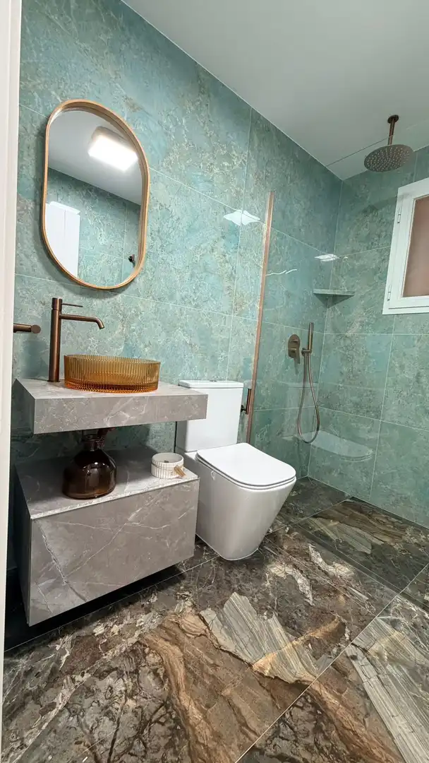 Bathroom of Apartments for rent in Marbella  with Air Conditioner, Heating and Private garden