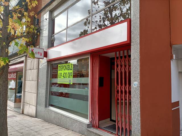 Local comercial en Alquiler en Avenida del Mar, 9 en Teatinos - Los Prados