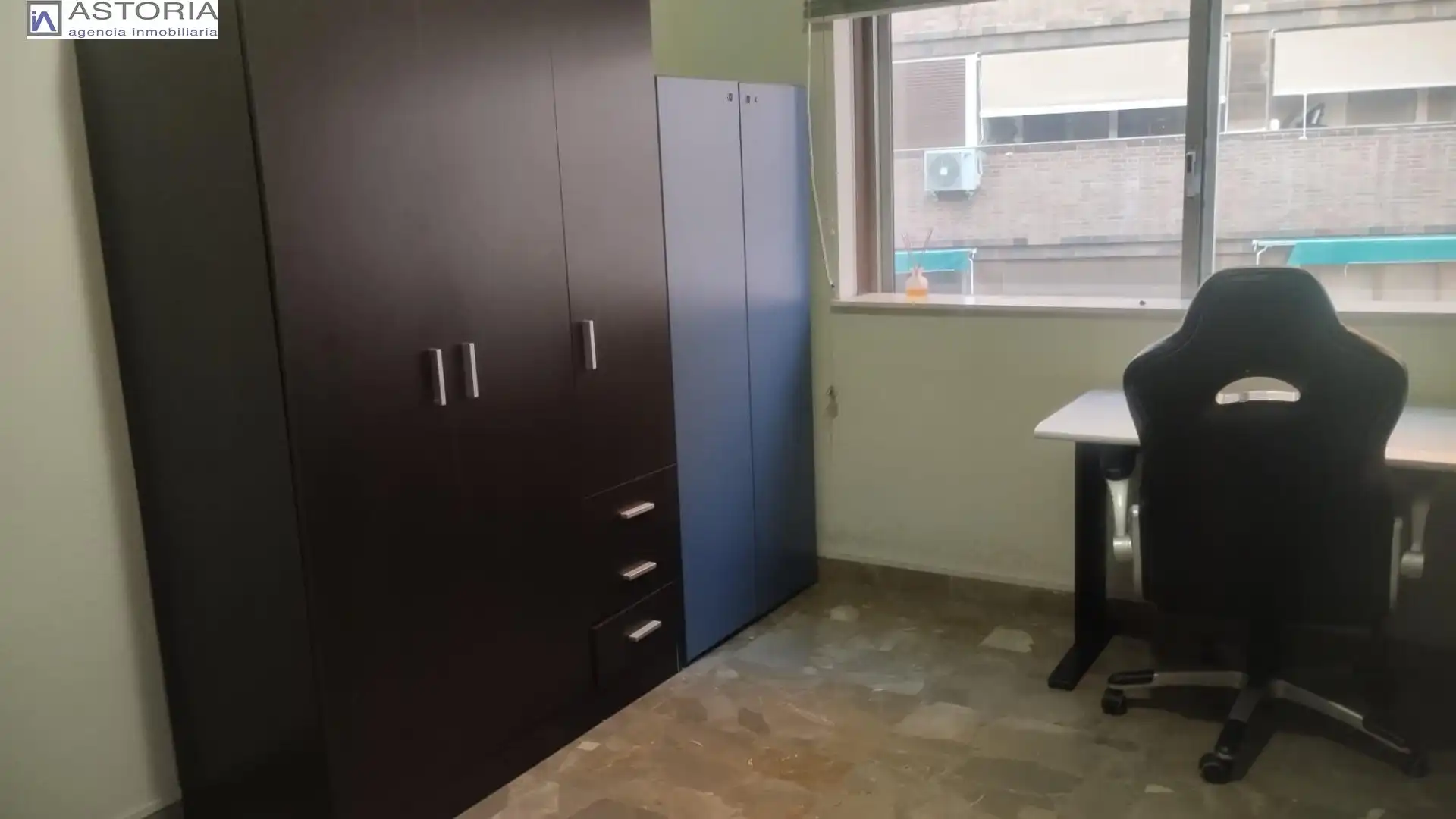 Flat for rent in Granada  with Air Conditioner, Furnished and Balcony