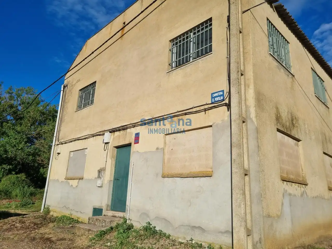 Nau industrial en venda a Villaquilambre