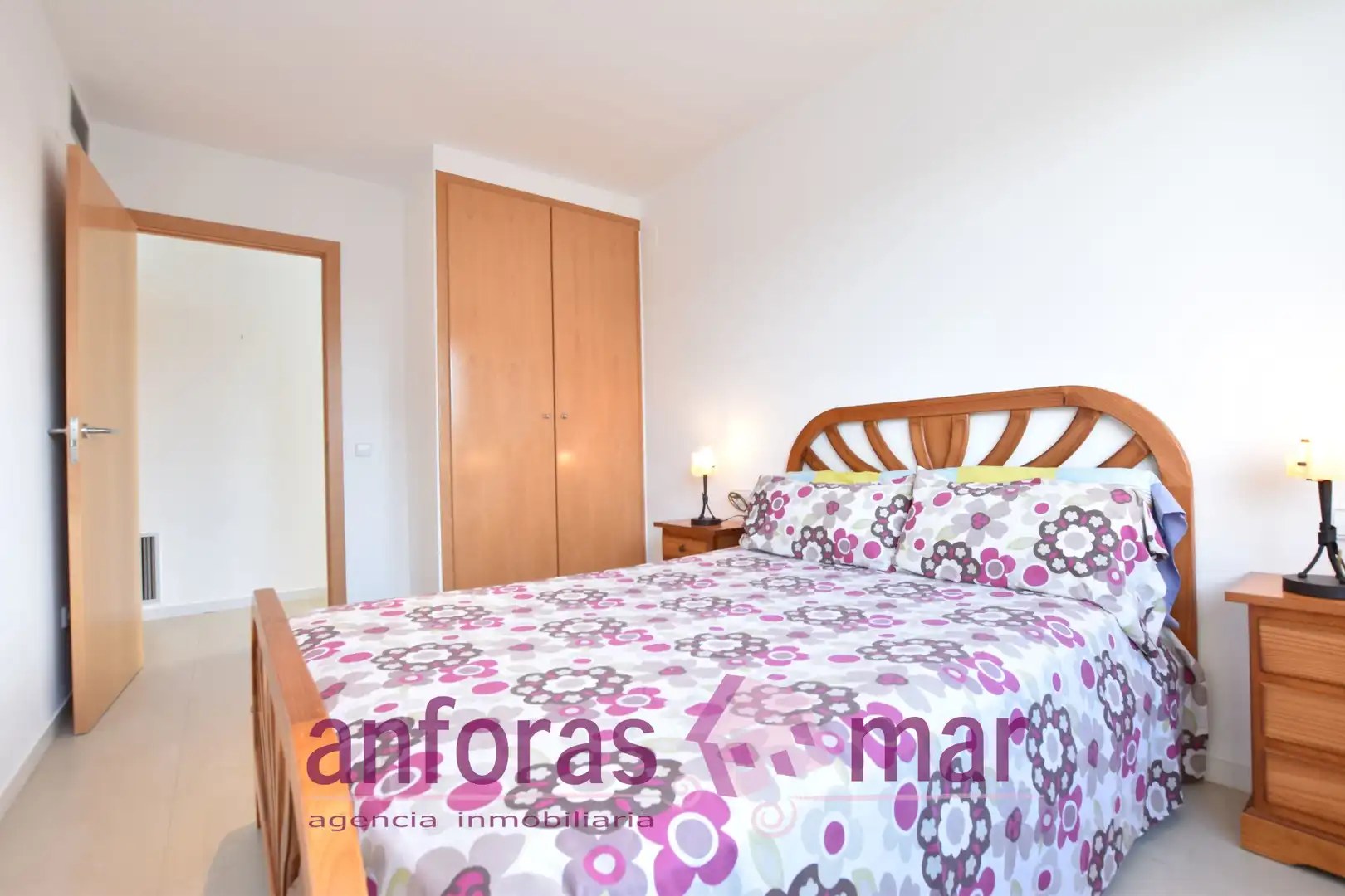 Habitación de Casa adosada en venta en Torredembarra con Aire acondicionado, Calefacción y Jardín privado