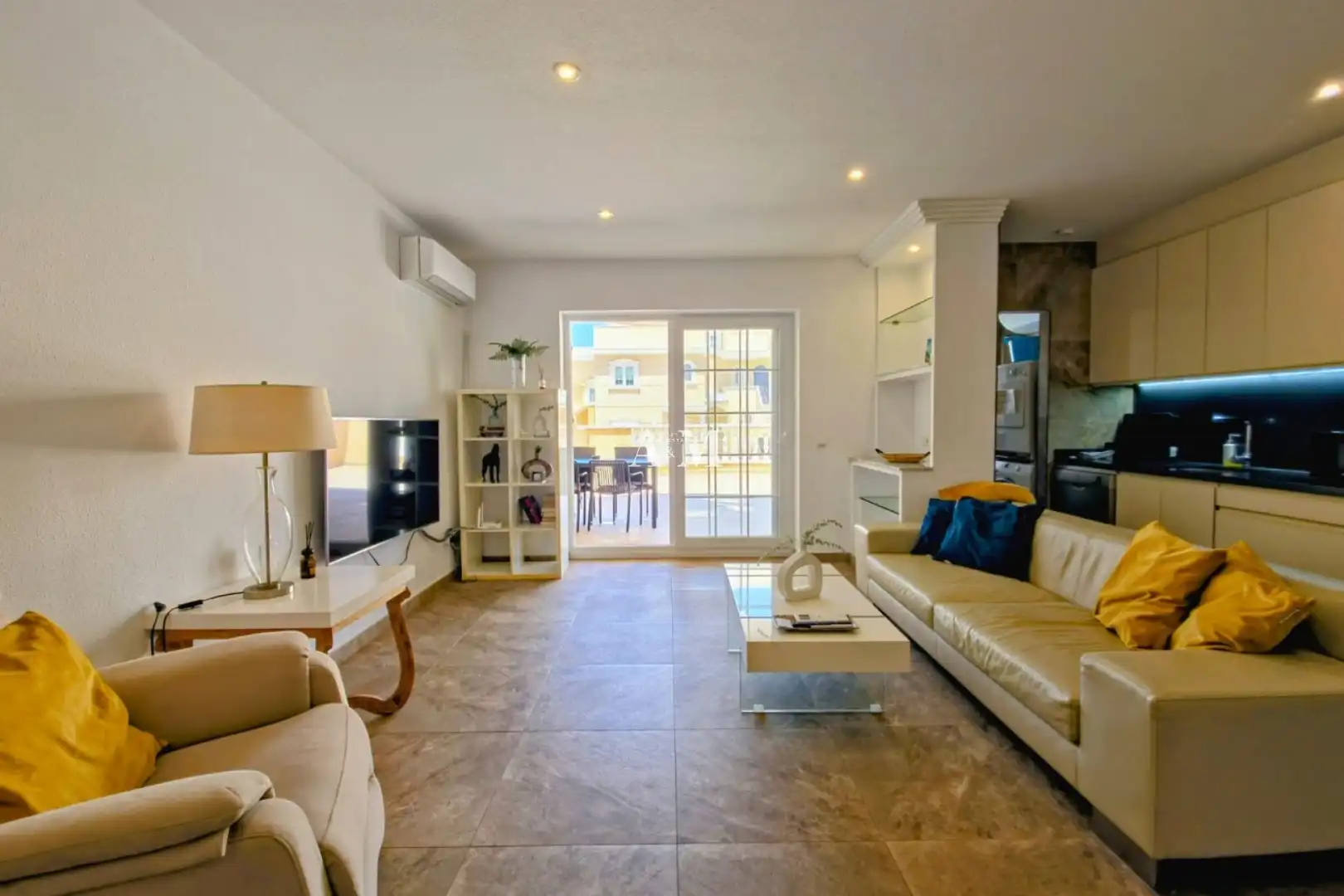 Wohnzimmer von Wohnung zur Miete in Guardamar del Segura mit Klimaanlage, Heizung und Terrasse
