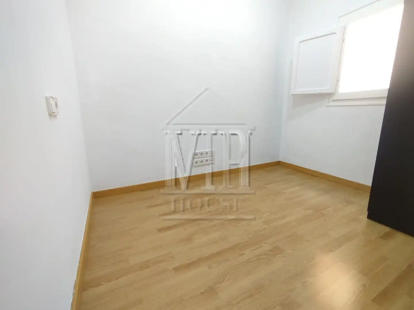 Dormitori de Pis en venda en Badalona amb Parquet
